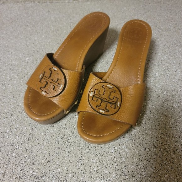 Tory Burch | Shoes | Tory Burch Patti Brown Leather Wedge Sandals Size 85 | Poshmark